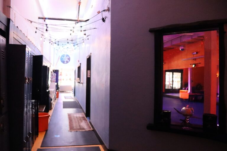 Mission Yoga San Francisco - Yoga Studio
