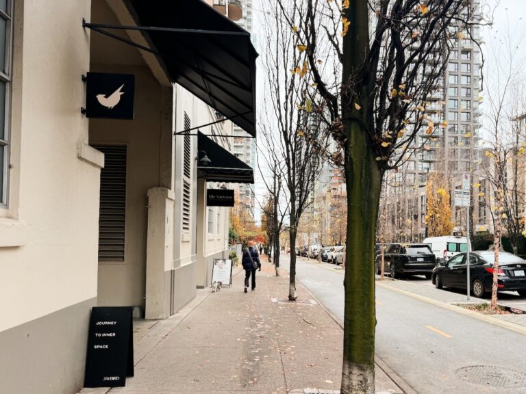 Jaybird Yaletown - Vancouver Yoga Studio