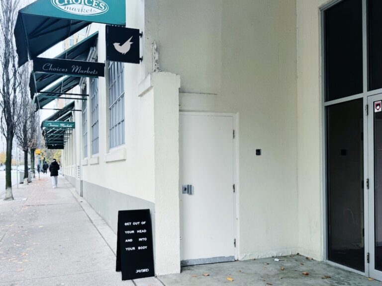 Jaybird Yaletown - Vancouver Yoga Studio
