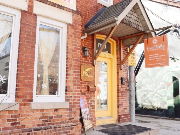 Sivananda Yoga Vedanta Centre - Toronto Yoga Studio