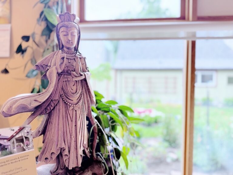 Kelowna Yoga House - yoga statue
