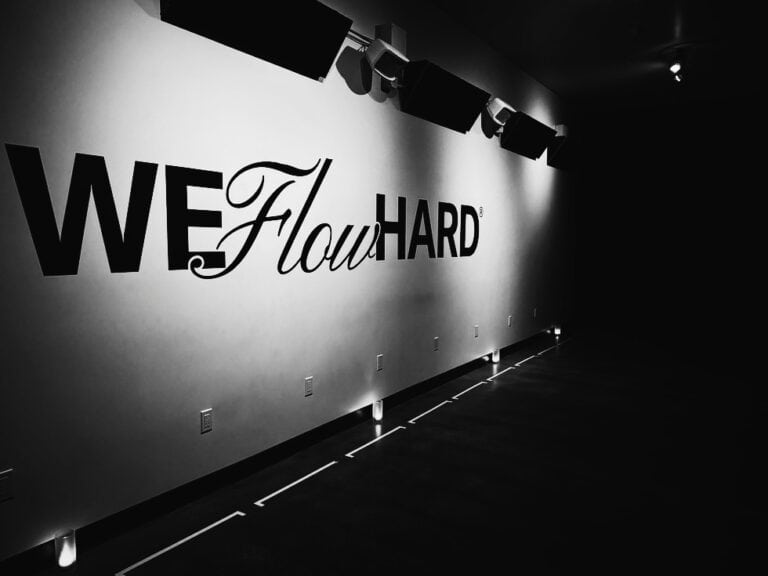Y7 Hollywood - Studio