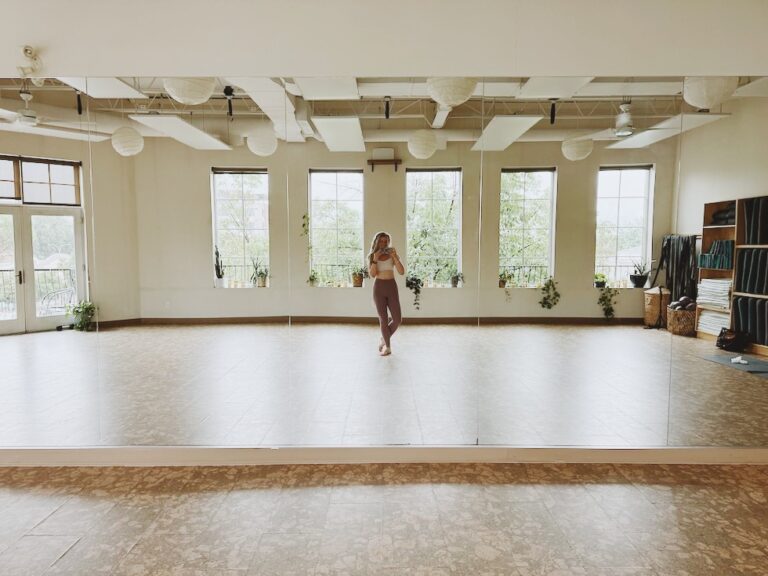 Pranify Yoga Kelowna - Moon room studio