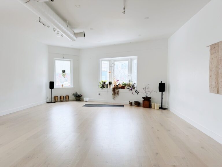 Yogaspace Toronto - studio room