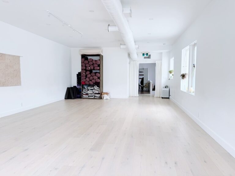 Yogaspace Toronto - studio room