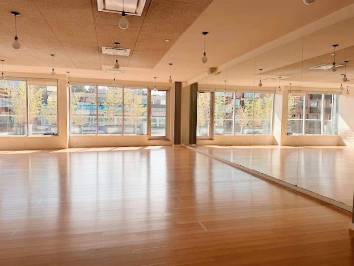 YYOGA Kitsilano - yoga studio